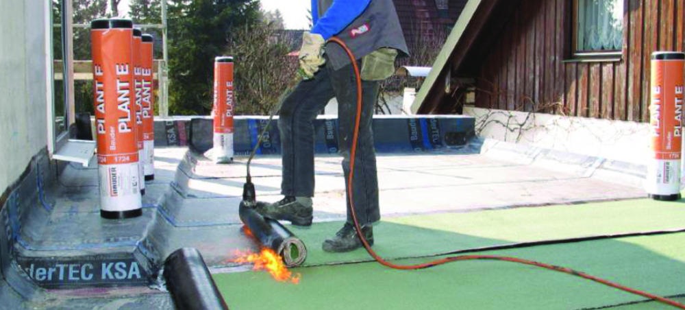 Bietumenbrenner Flamme für das Flachdach